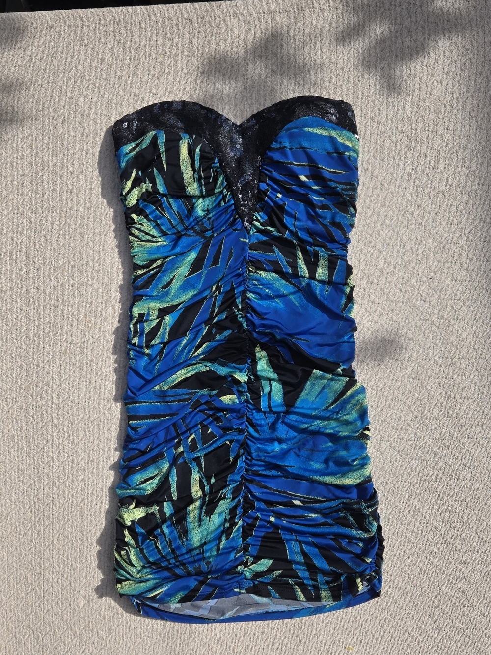 Cynthia Rowley Y2K Tropical Strapless Ruched Bodycon Mini Dress Blue Green Sequi